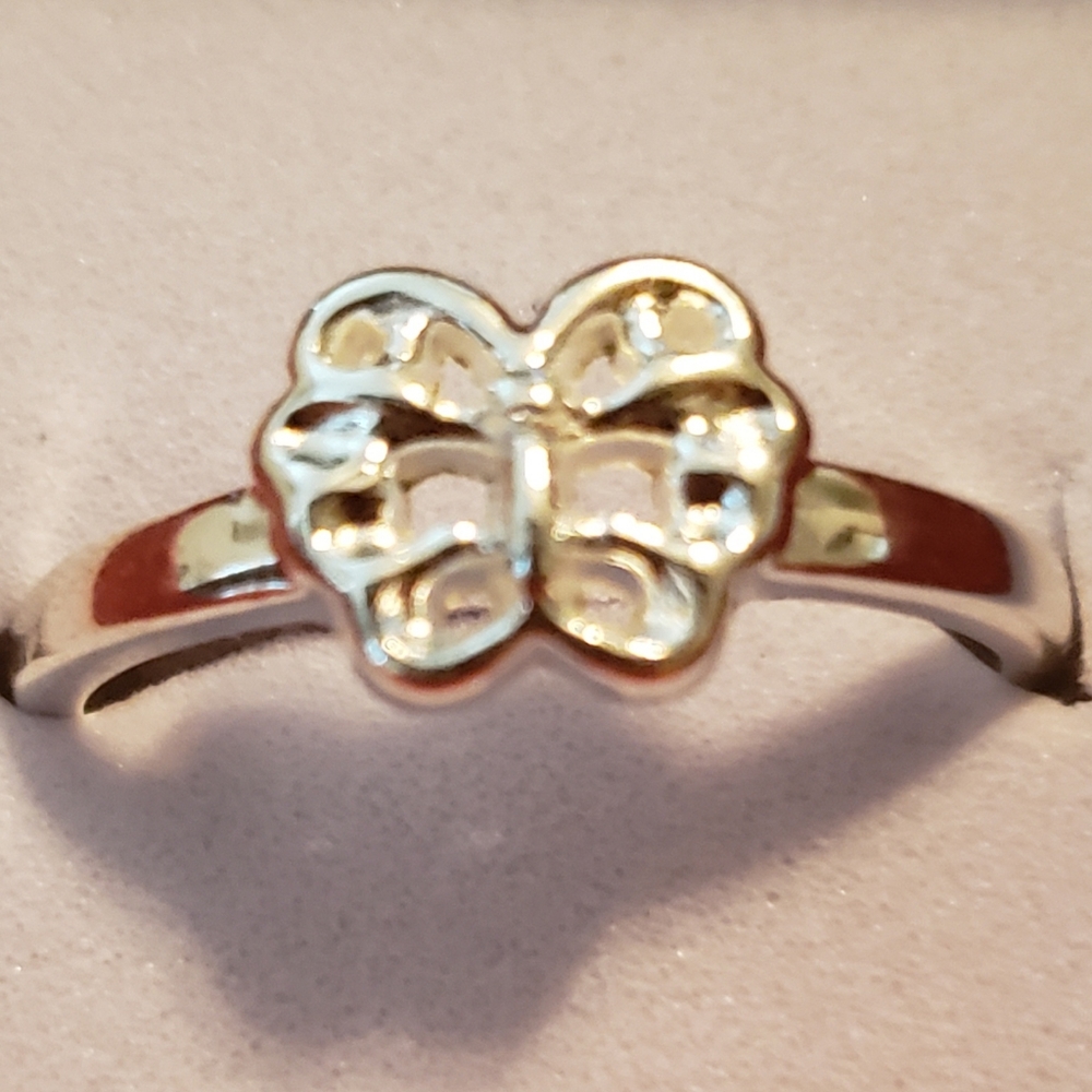 New Butterfly Fashion Ring in Sterling Silv